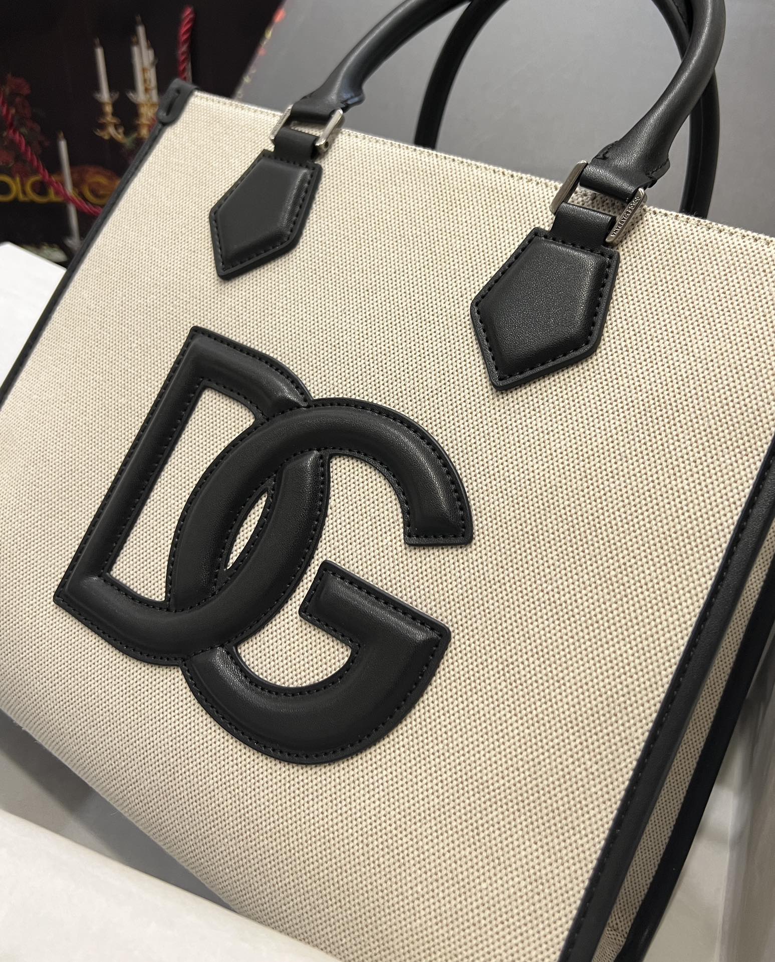 [TOP] Dolce & Gabbana D&G Handheld Tote Bag 31x27x16cm