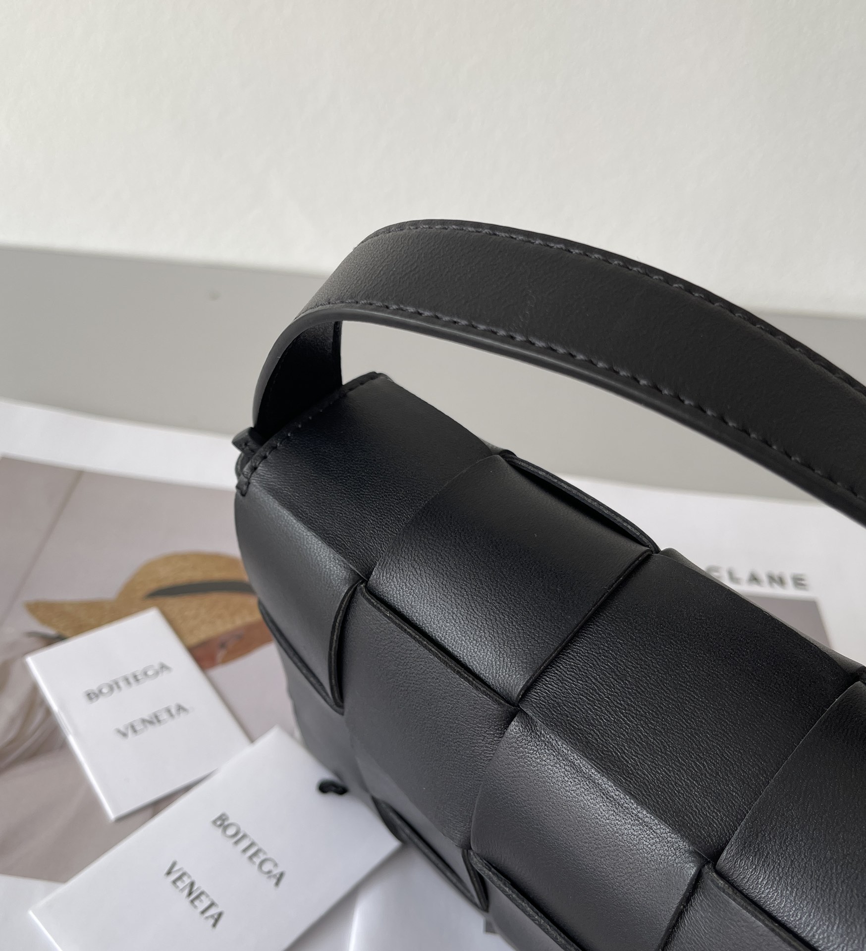 [TOP] Bottega Veneta BV Cassette Bags - Black