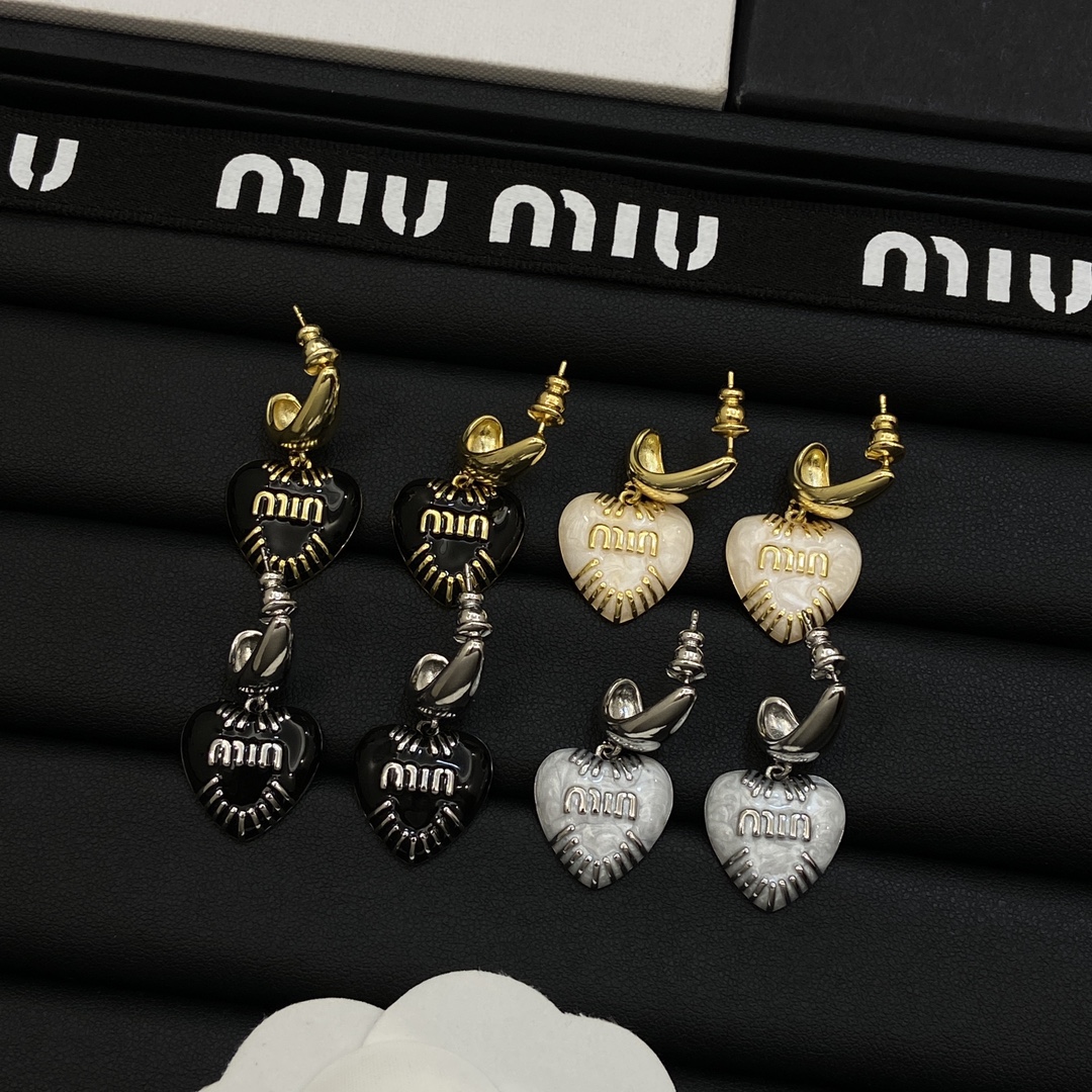 [TOP] Miu Miu Heart Earrings-4 Colors