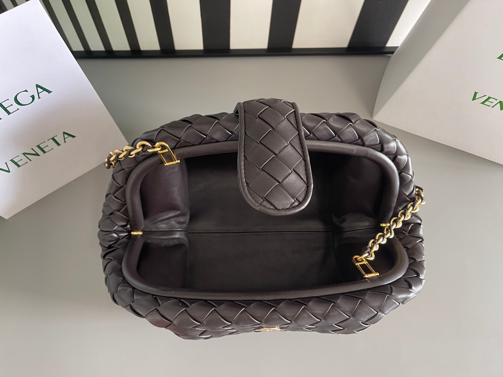 [TOP] Bottega Veneta BV Teen Pouch Bags