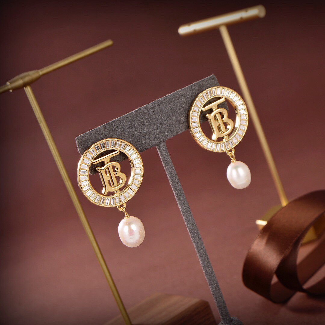 [TOP] BURBERRY Earrings - Gold
