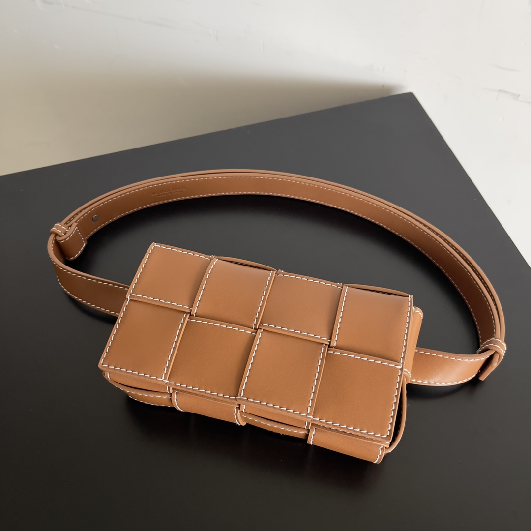 [TOP] Bottega Veneta BV Cassette Bags- Brown