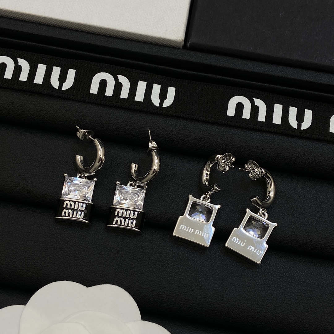 [TOP] Miu Miu Earrings-4 Colors