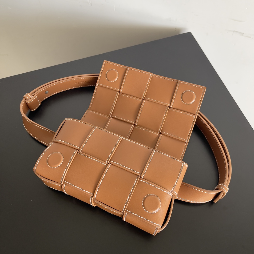 [TOP] Bottega Veneta BV Cassette Bags- Brown