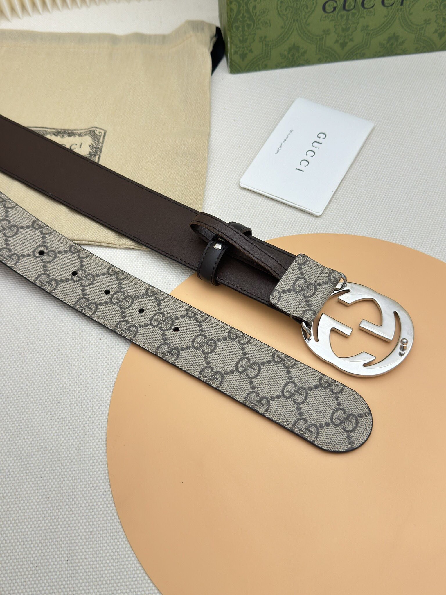 [TOP] GUCCI Cowhide Belt - Two Styles