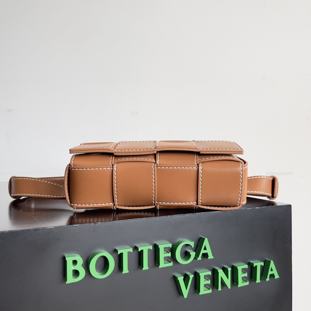 [TOP] Bottega Veneta BV Cassette Bags- Brown