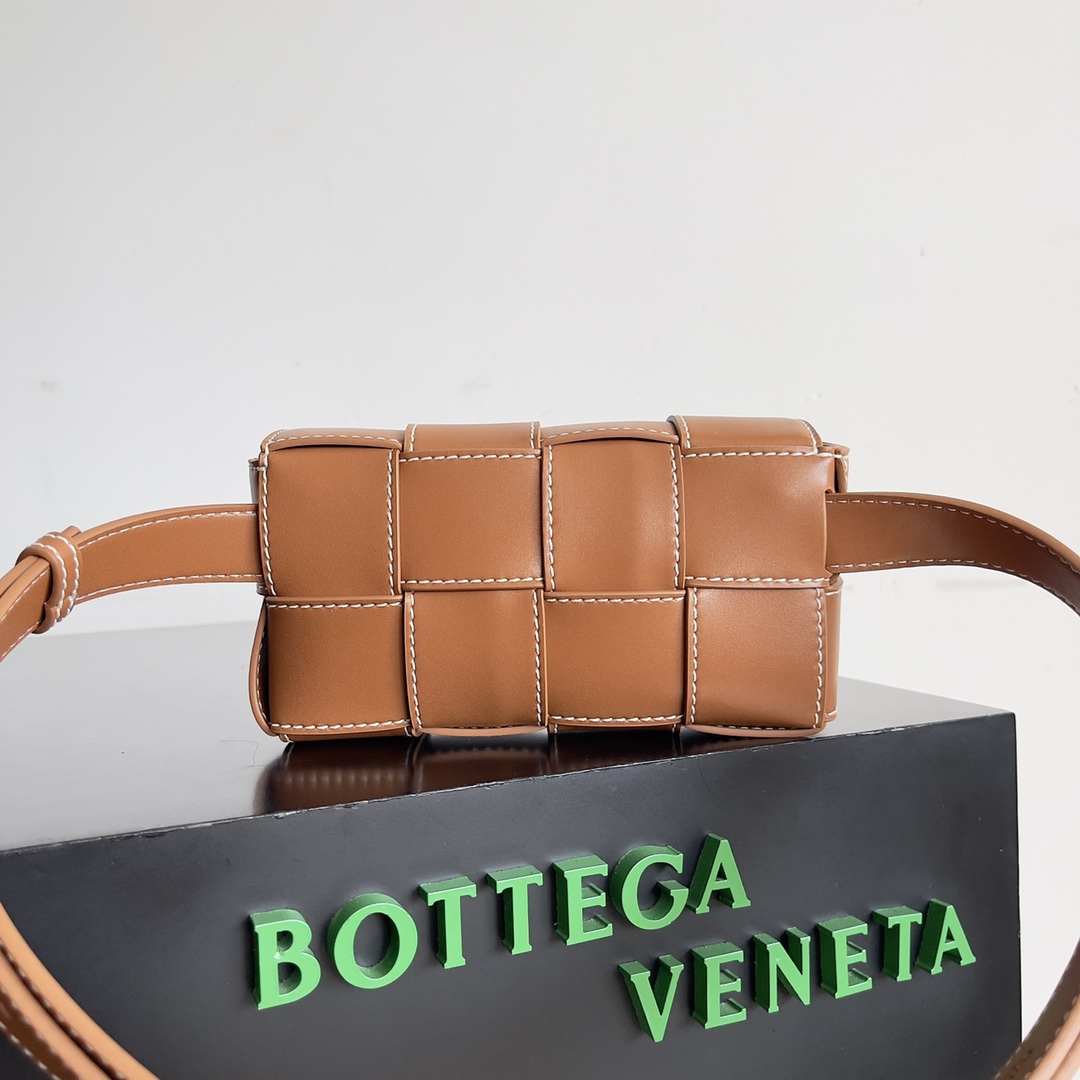 [TOP] Bottega Veneta BV Cassette Bags- Brown