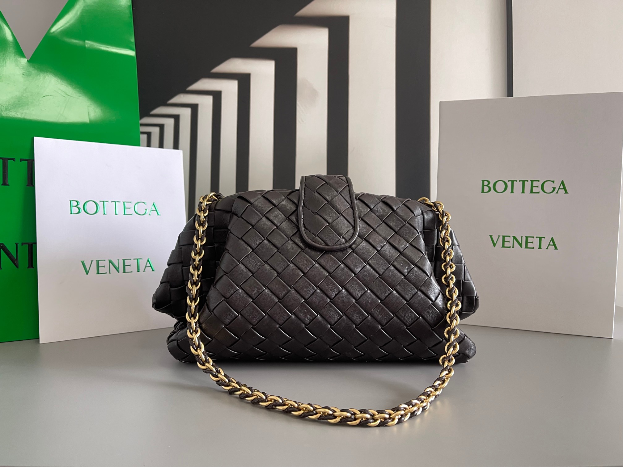 [TOP] Bottega Veneta BV Teen Pouch Bags