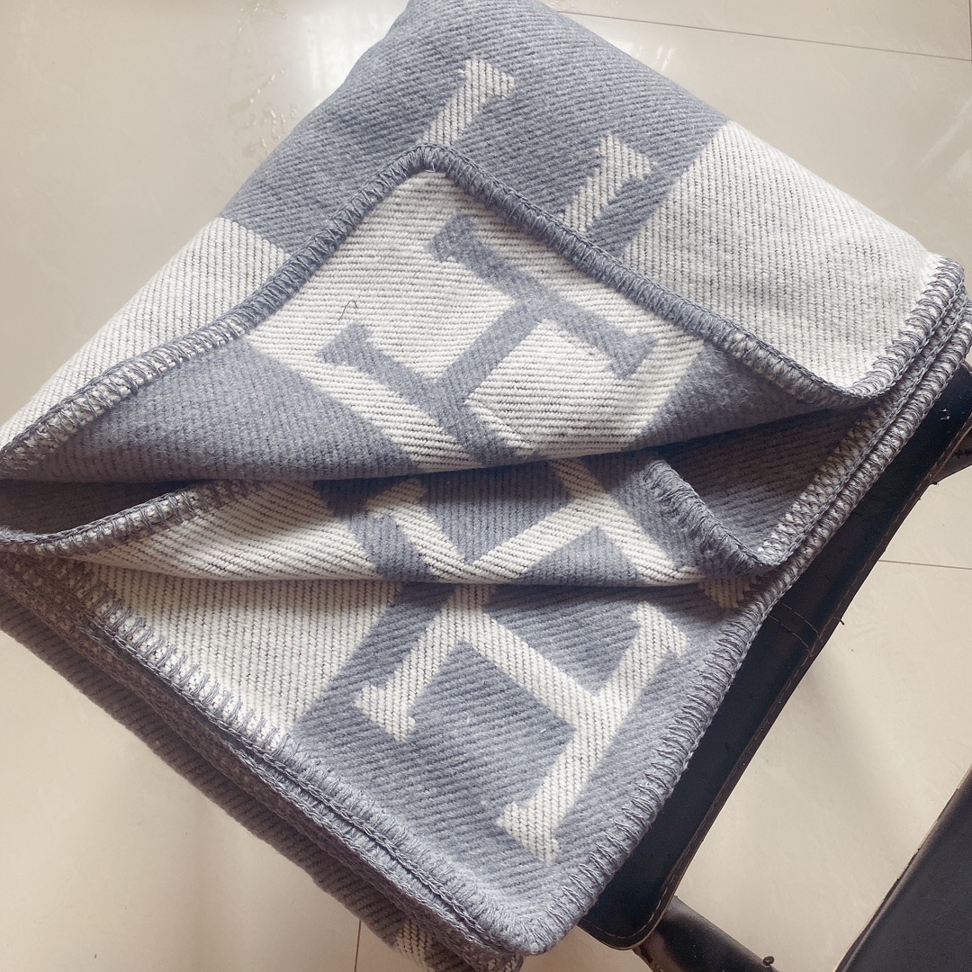 [TOP] HERMES Woolen Blanket 1400g