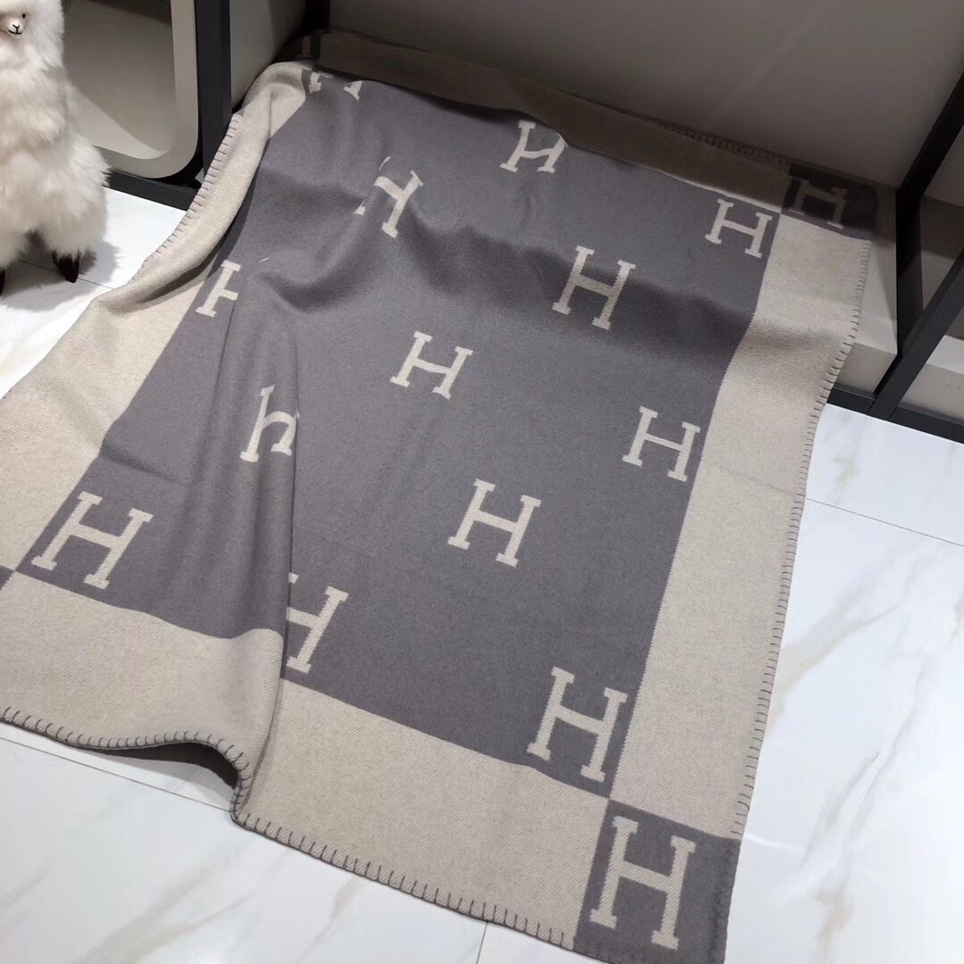 [TOP] HERMES Woolen Blanket 1400g