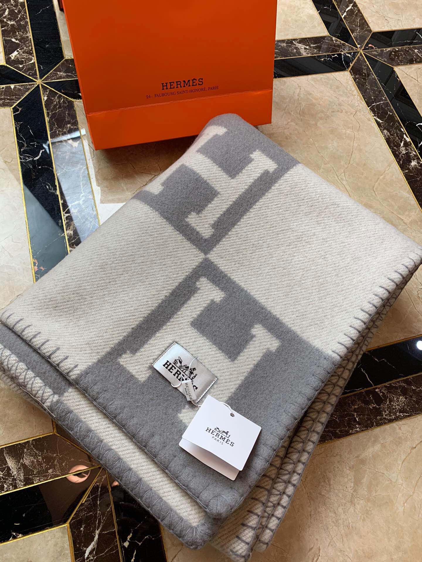 [TOP] HERMES Woolen Blanket 1400g