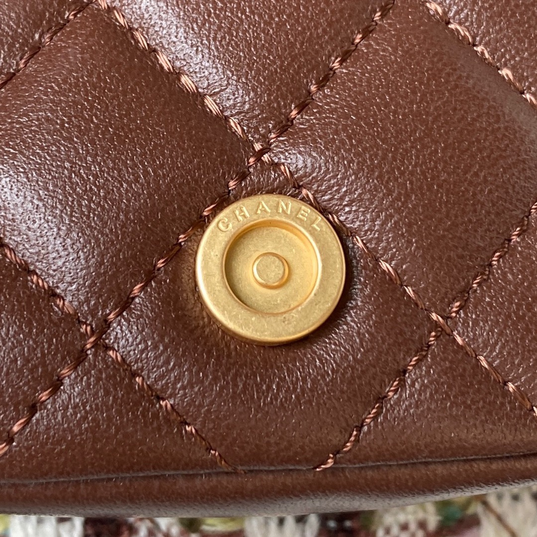 [TOP] CHANEL Backpack 16.5x17x12cm - Brown