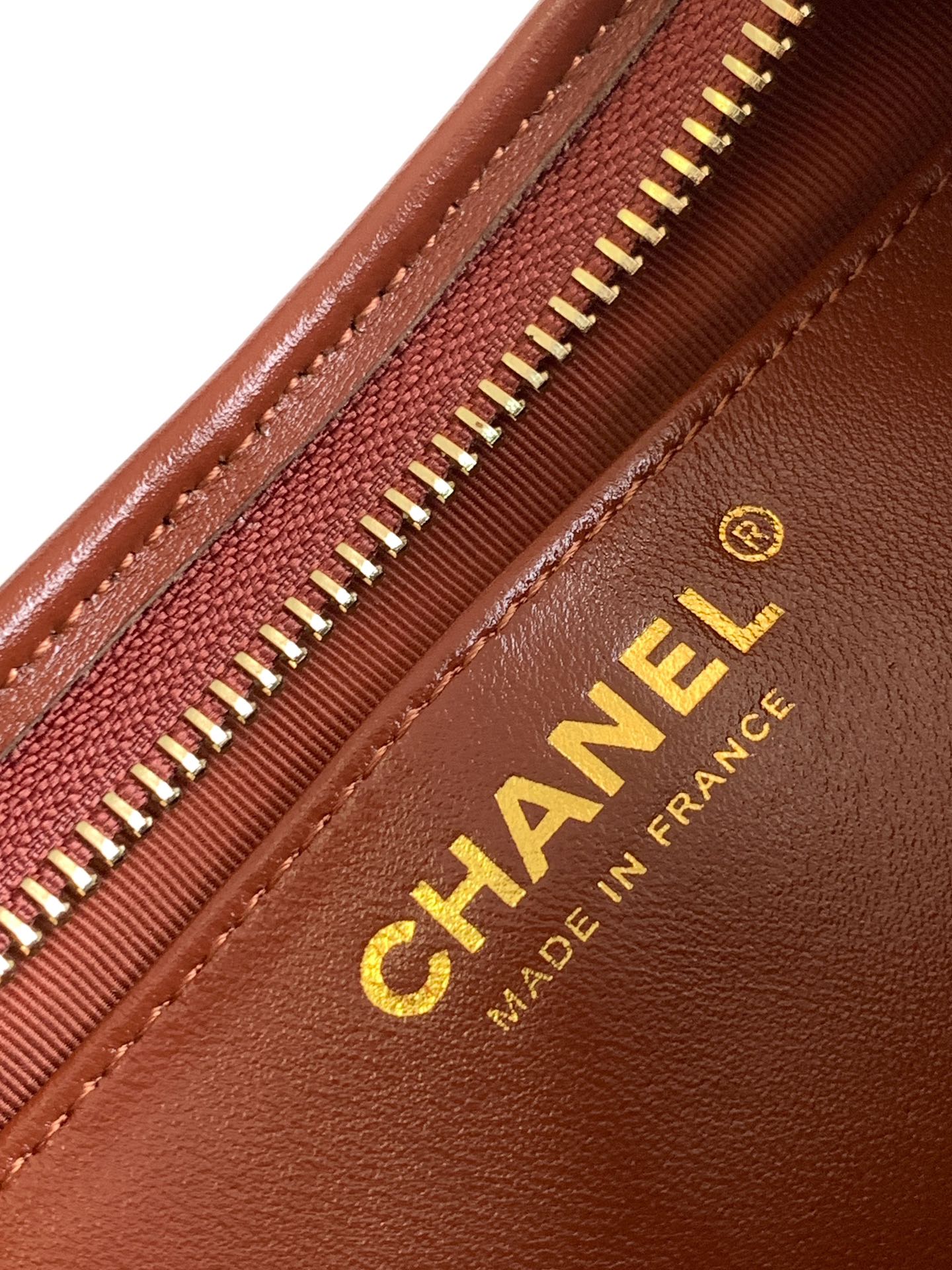 [TOP] CHANEL Hobo Bag 22.5x19.5x8.5cm - Brown