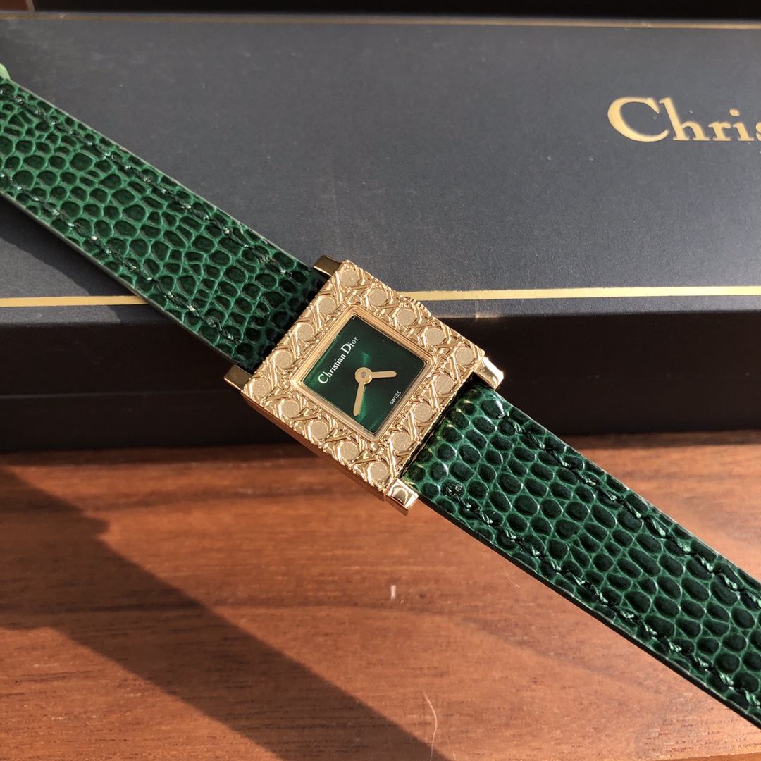 [TOP] Christian Dior Watch 19×19mm - Green