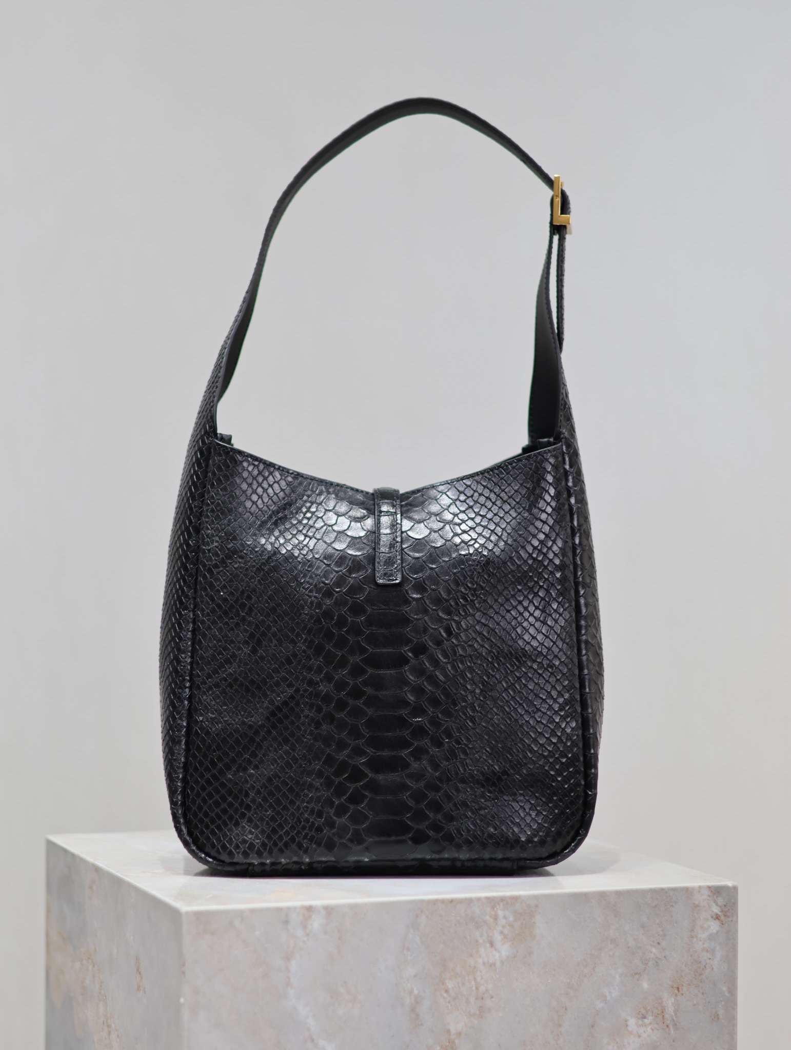 [TOP] Yves Saint Laurent YSL Le 5A7 Shoulder Bag 23x22x8.5cm - Black&GHW