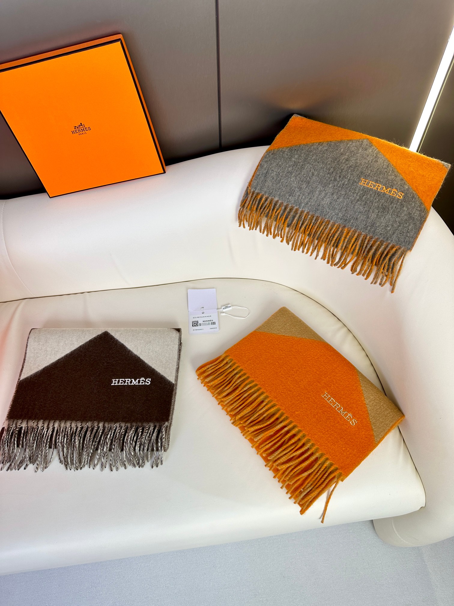 [TOP] HERMES Cashmere Scarf 30 x 150 cm - 3 Colors