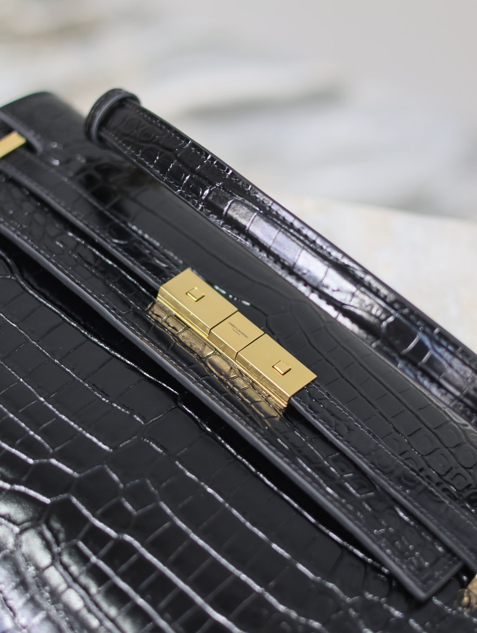 [TOP] Yves Saint Laurent YSL Manhattan Bag 32x23x10.5cm - Black&GHW