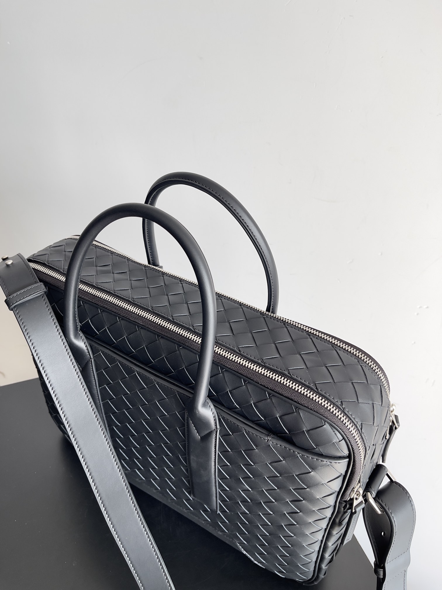 [TOP] Bottega Veneta Dual Purpose Large Briefcase That Can Be Carried And Carried - Black
