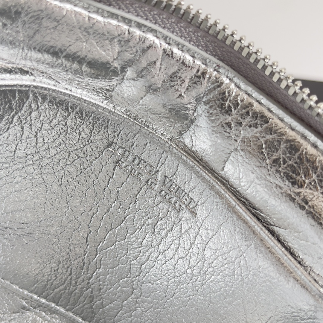 [TOP] Bottega Veneta BV Knitted Makeup Bag - 2 Colour