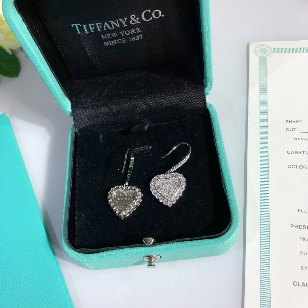 [TOP] Tiffany & Co. Diamond Heart Earrings -Sliver
