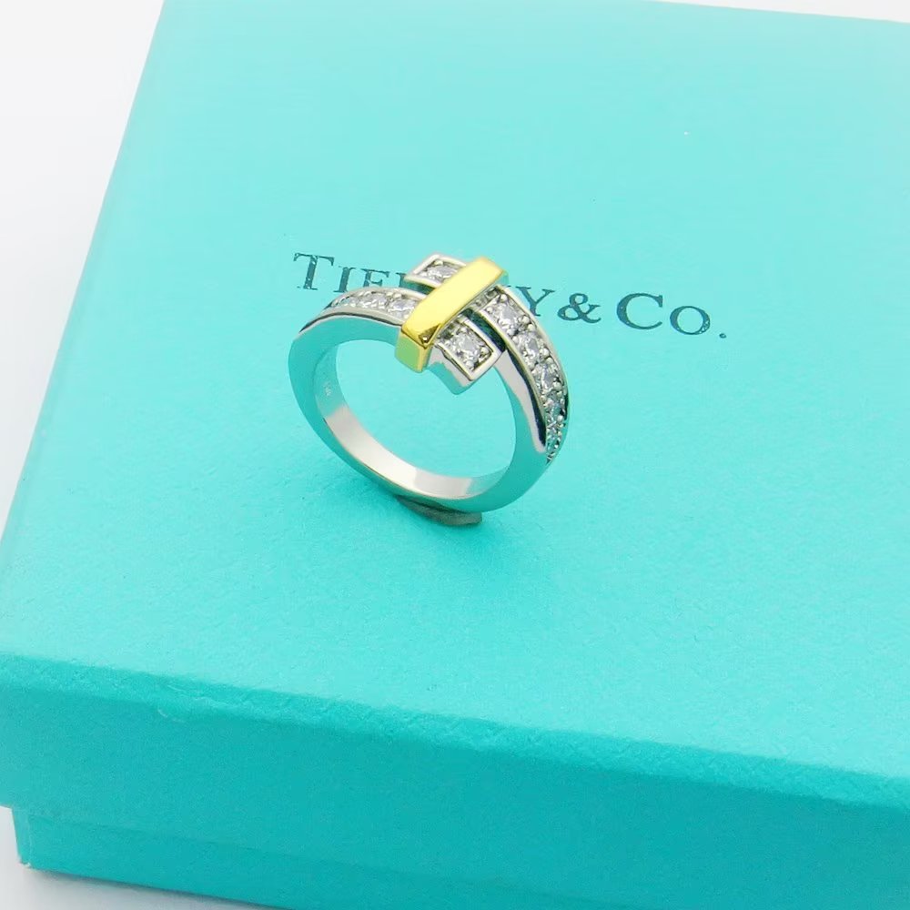 [TOP] Tiffany and Co. Bypass Ring