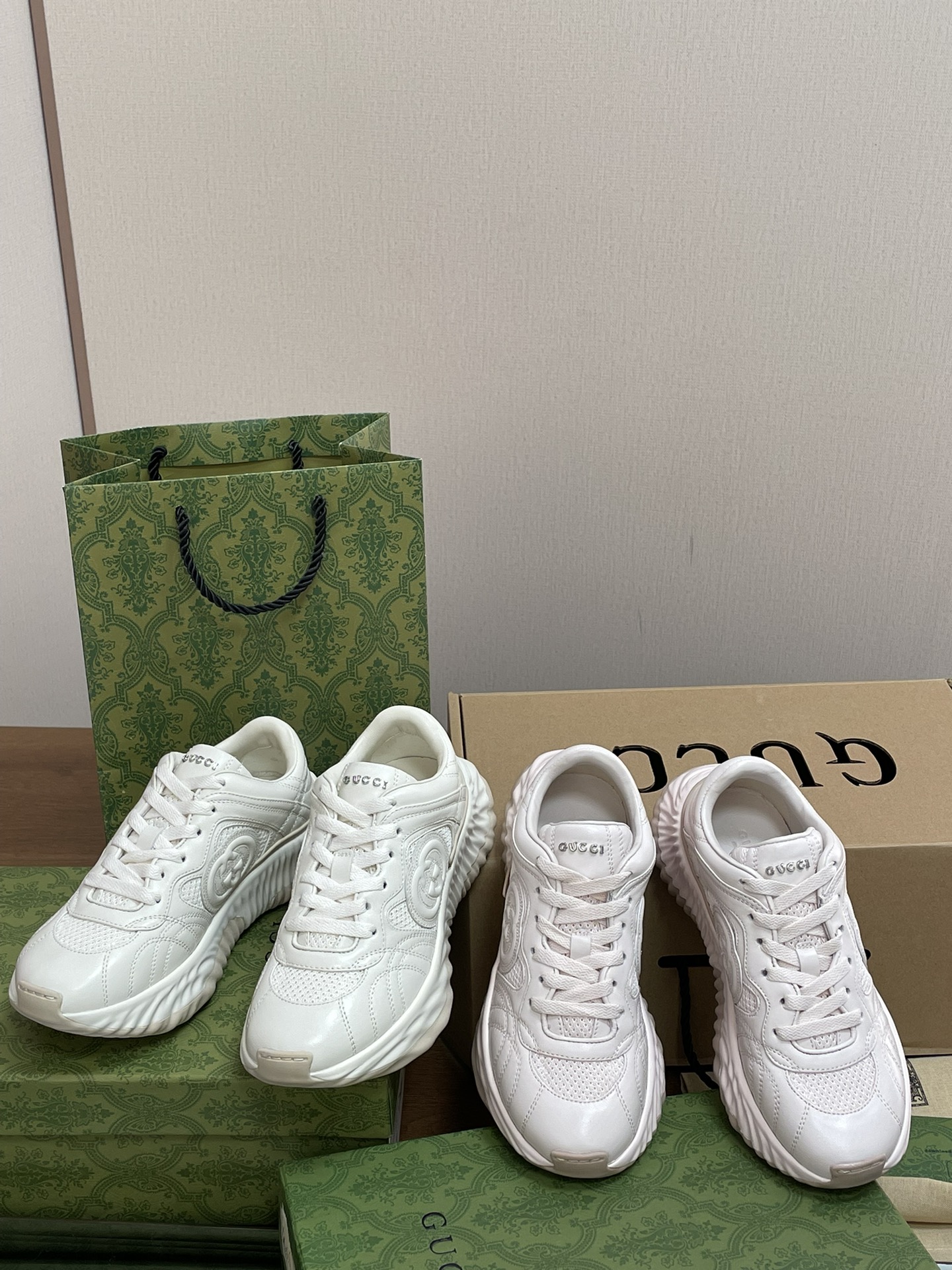 [TOP] GUCCI G-Ripple Series Casual Sports Shoes - 2 Color