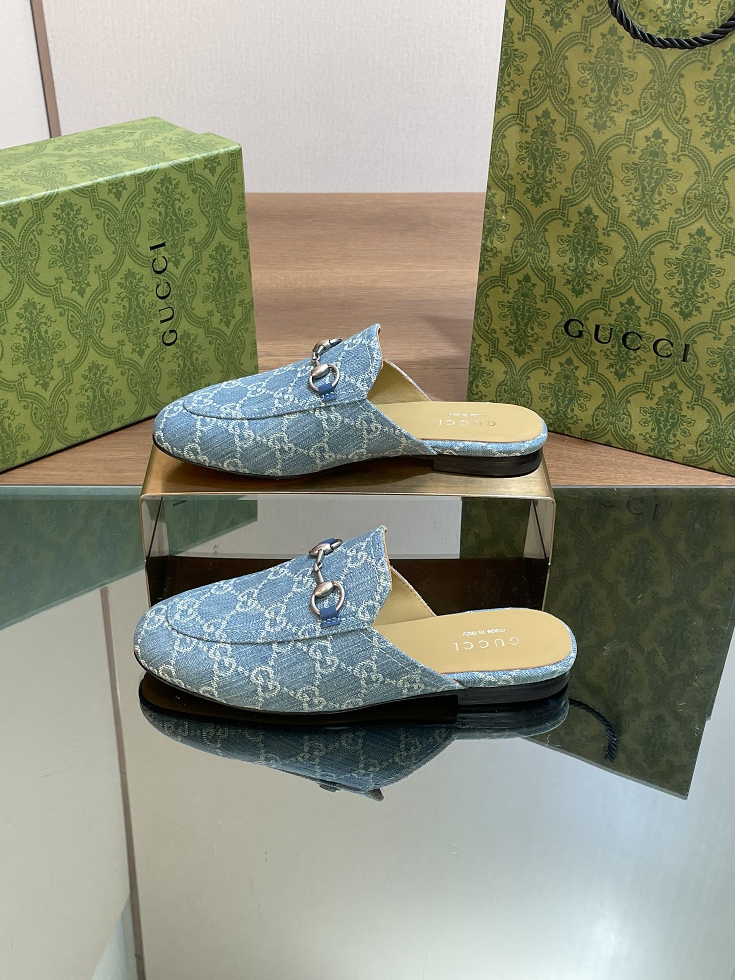 [TOP] GUCCI Princetown Closed Toe Slippers - 4 Color