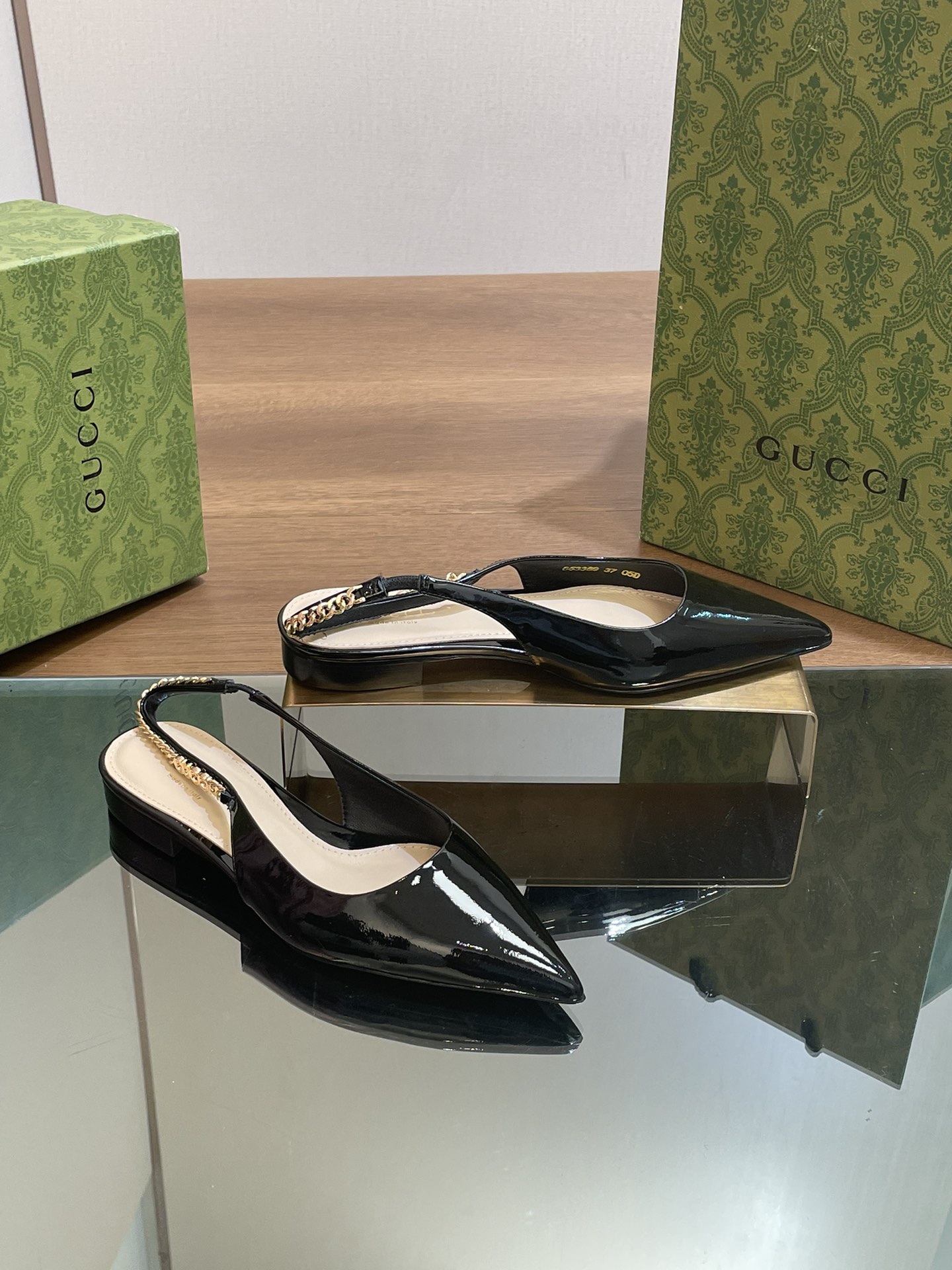 [TOP] GUCCI Letter Buckle Chain Mules - 6 Color