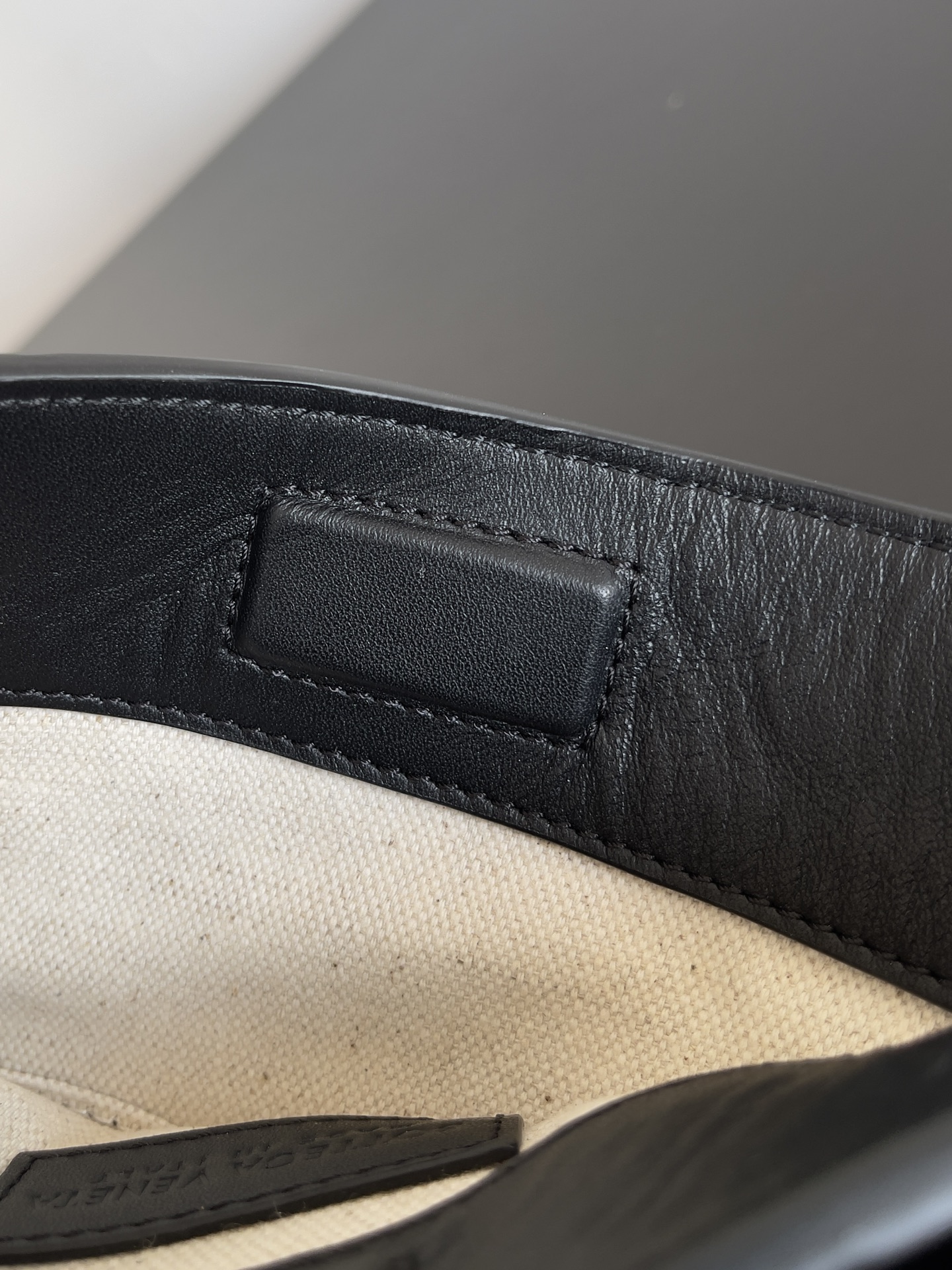 [TOP] Bottega Veneta BV Woven Crossbody Bag - 2 Colour