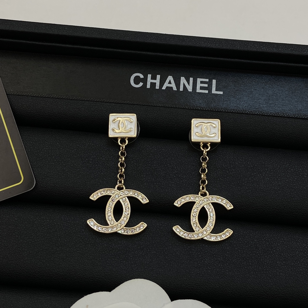 [TOP] CHANEL Pedant CC Earrings