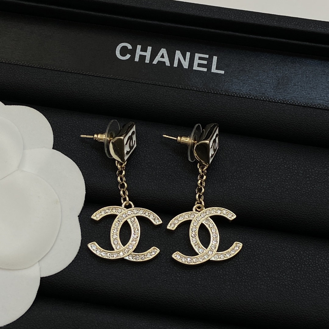 [TOP] CHANEL Pedant CC Earrings
