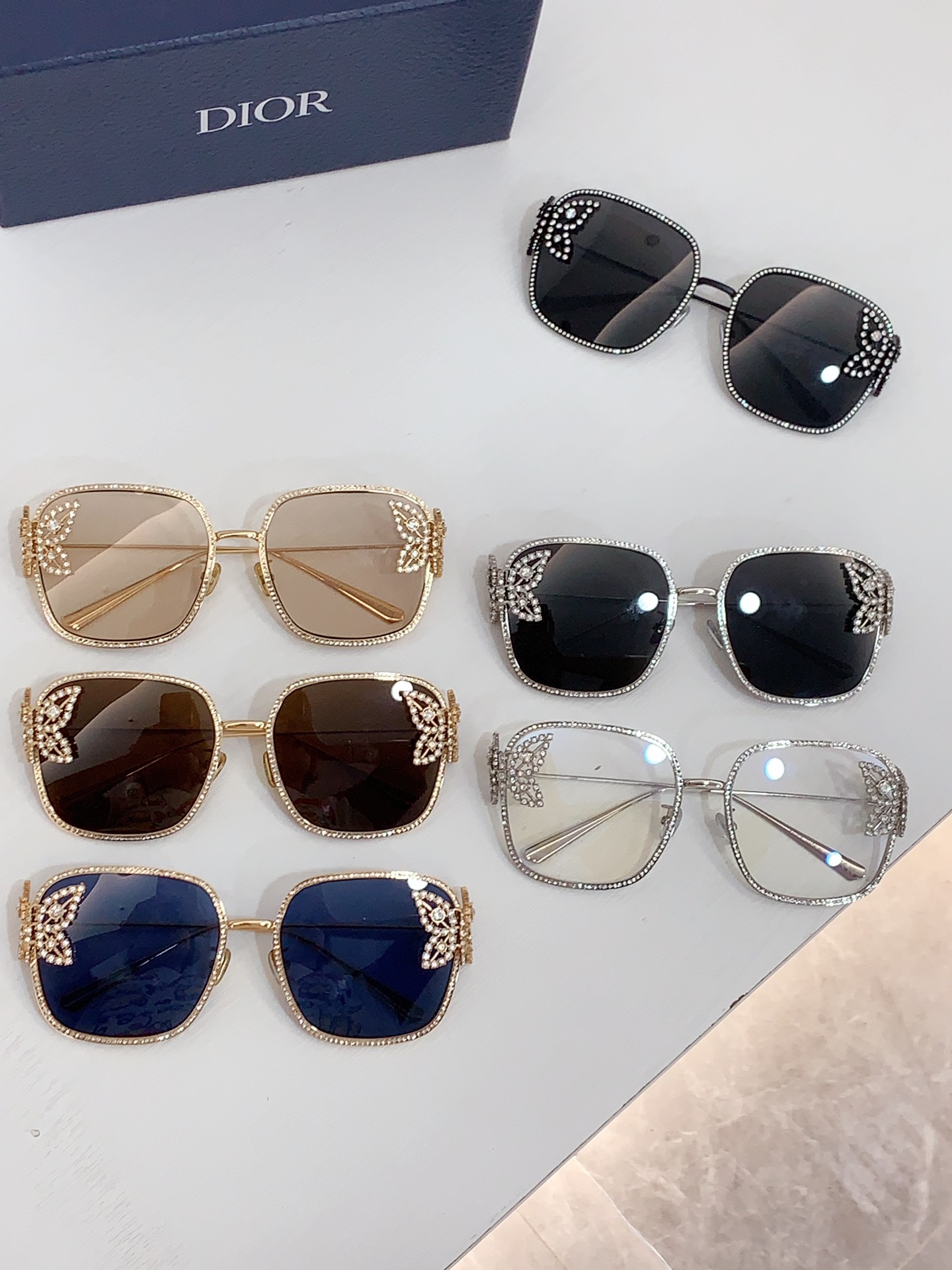 [TOP] Christian Dior Diamond Butterfly Sunglasses - 6 Color