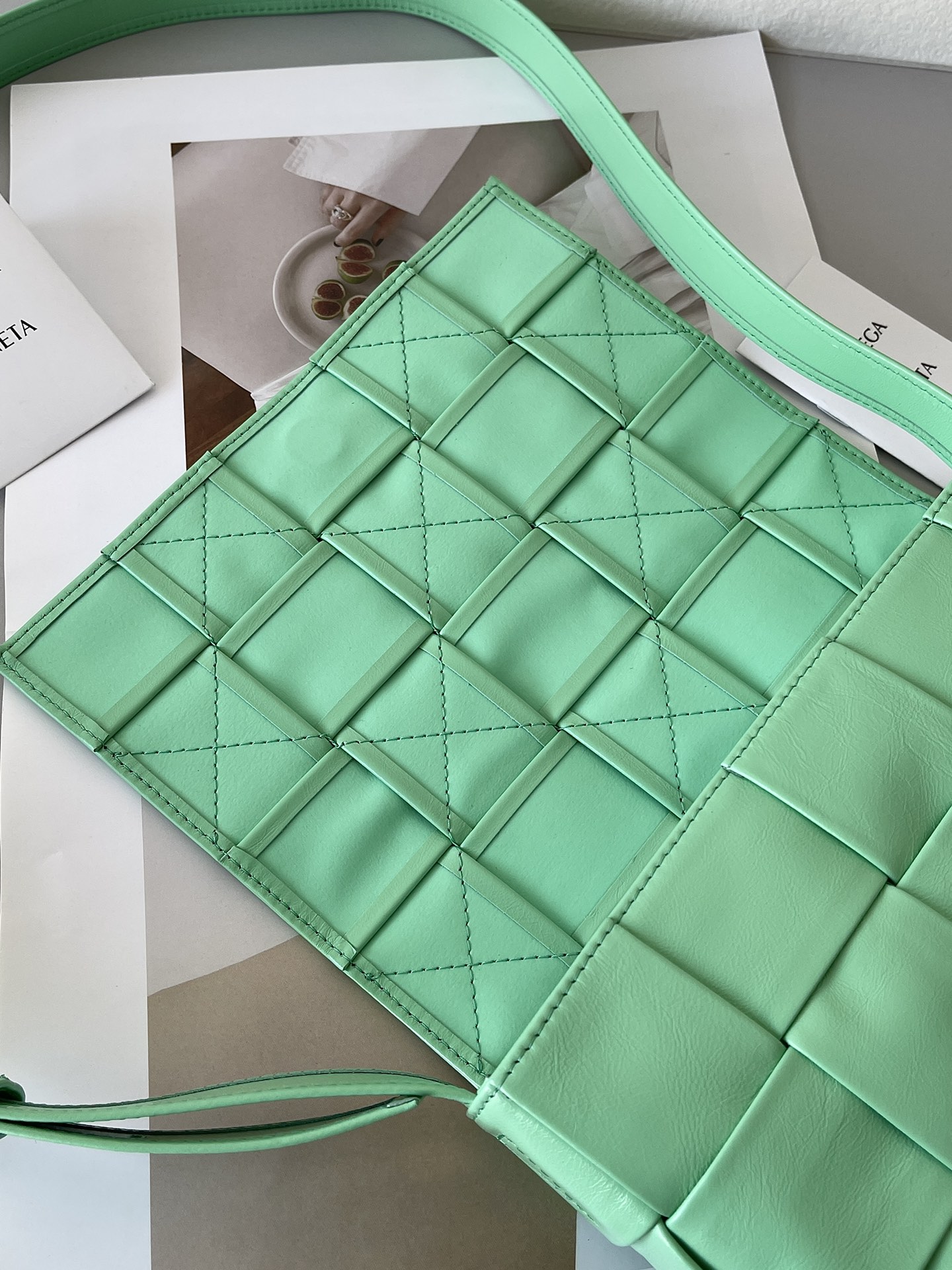 [TOP] Bottega Veneta BV Cassette Bags - 2 Colour