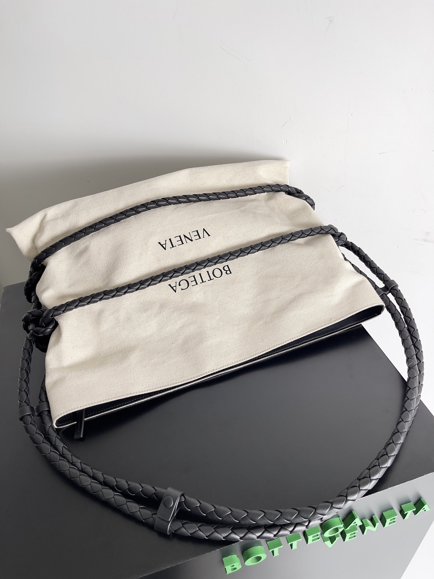 [TOP] Bottega Veneta BV Knot Tote Bag