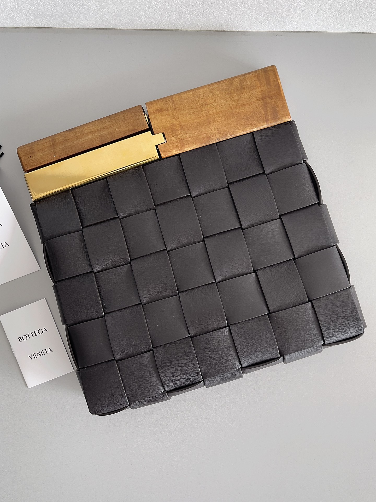 [TOP] Bottega Veneta BV Woven Sheepskin Bag