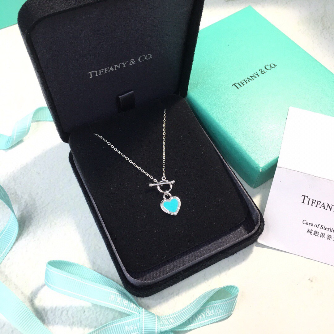 [TOP] Tiffany & Co. Silver Buckle Necklace