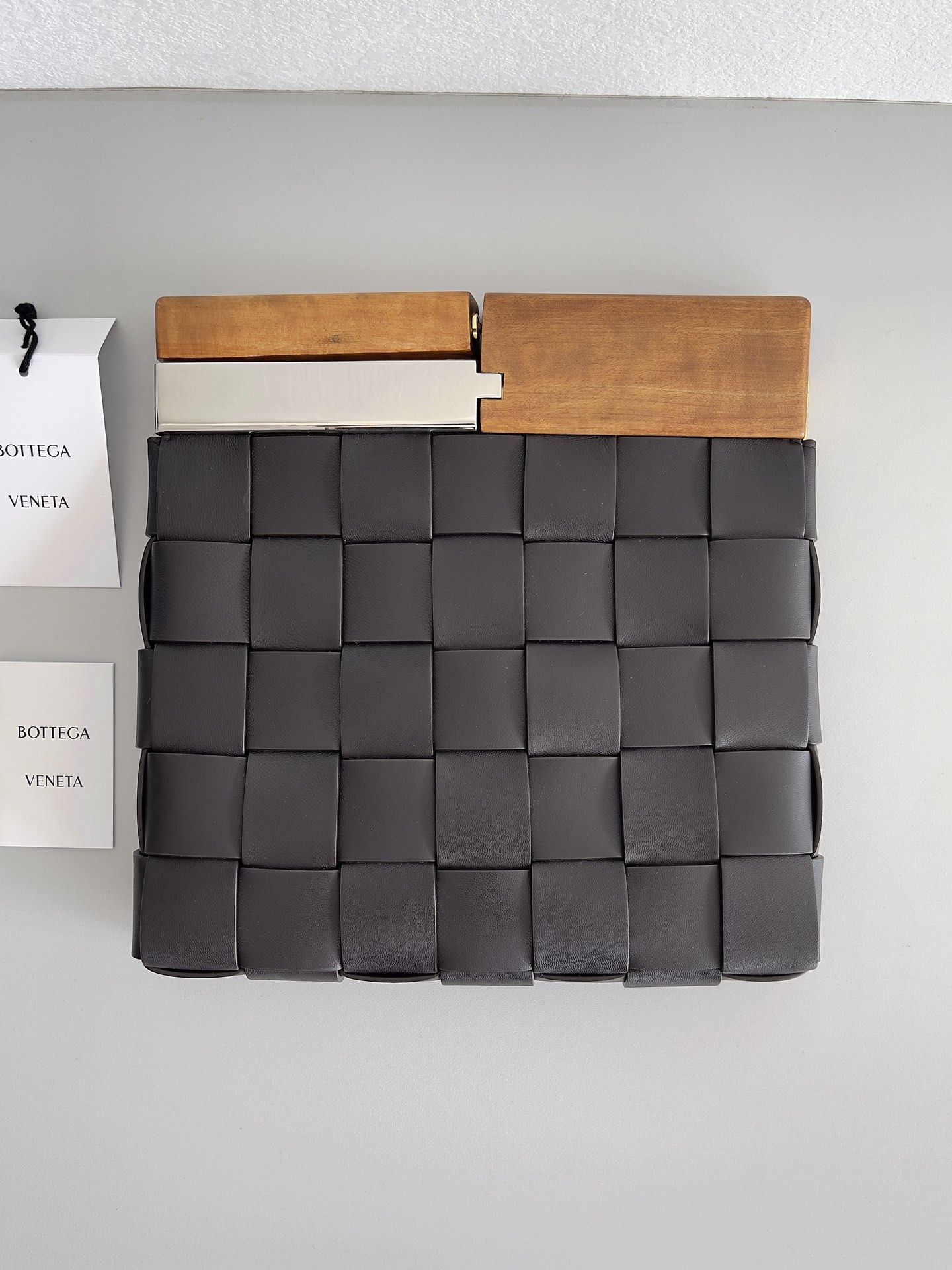 [TOP] Bottega Veneta BV Woven Sheepskin Bag