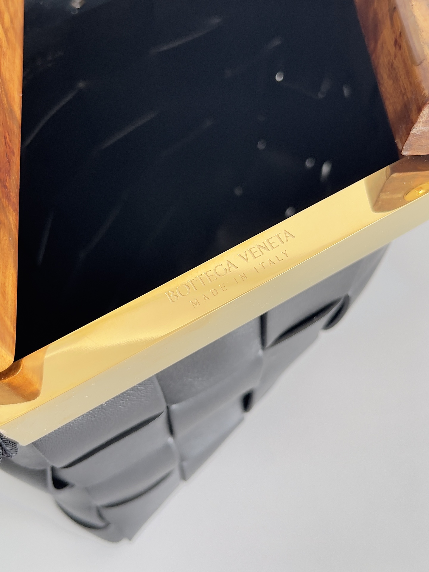 [TOP] Bottega Veneta BV Woven Sheepskin Bag