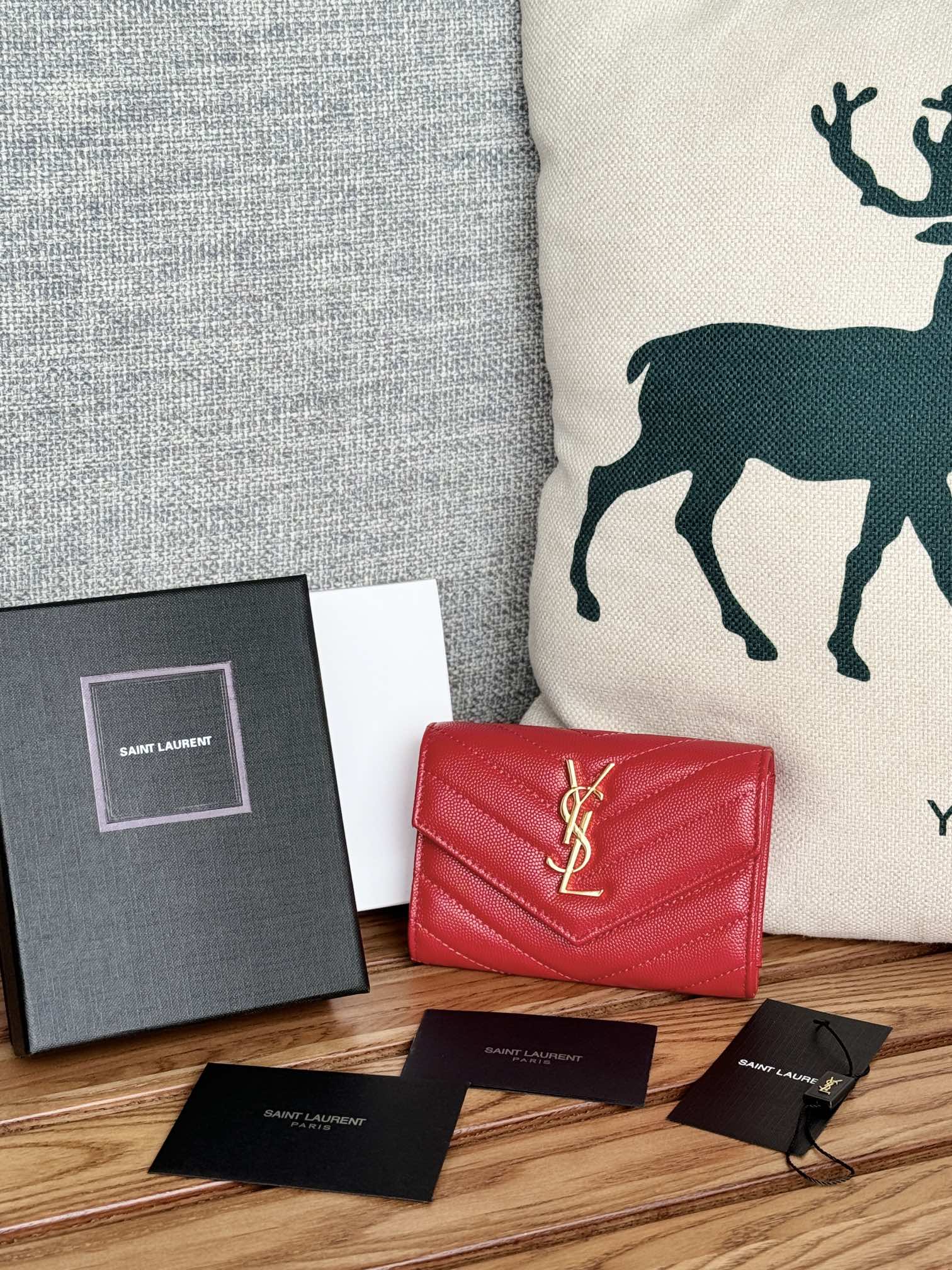 [TOP] Yves Saint Laurent YSL Two Fold Calf Leather Wallet