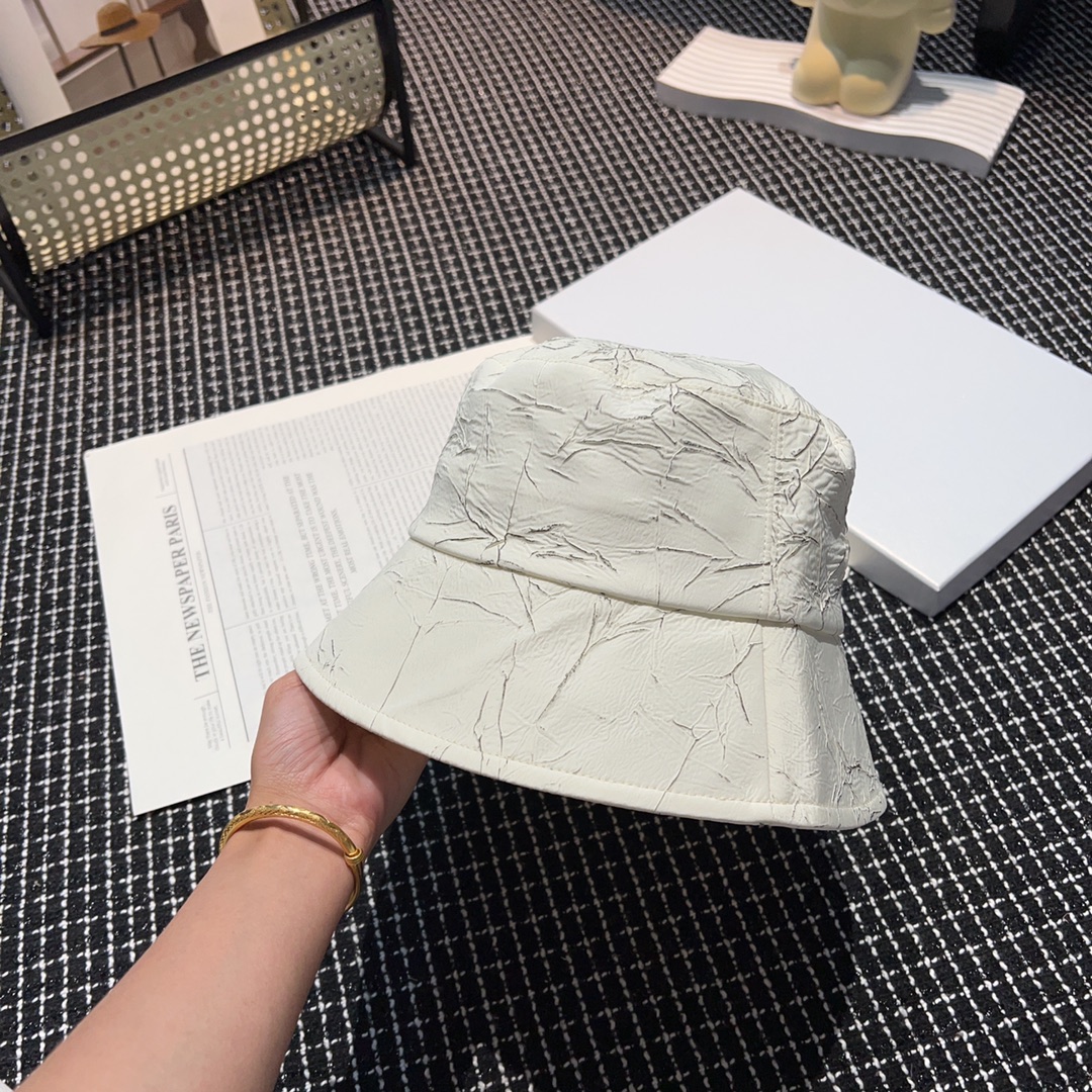 [TOP] Louis Vuitton LV Bucket Cap - 2 Colour