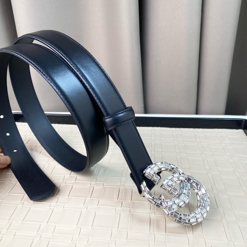 [TOP] GUCCI Cowhide Beltt - Black