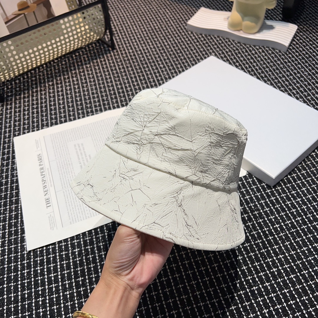 [TOP] Louis Vuitton LV Bucket Cap - 2 Colour