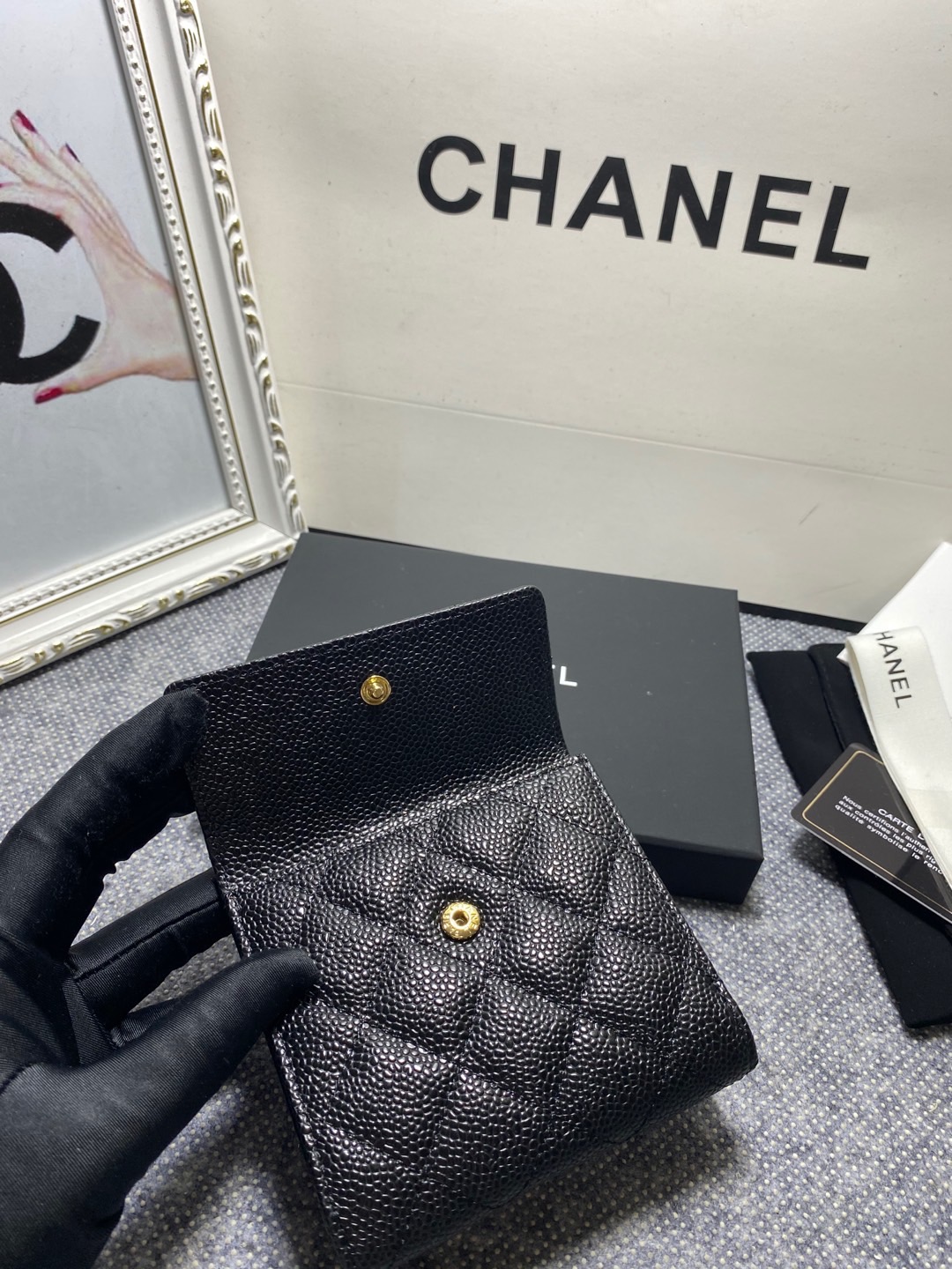 [TOP] CHANEL Wallet Cowhide 11*10*3cm - Black