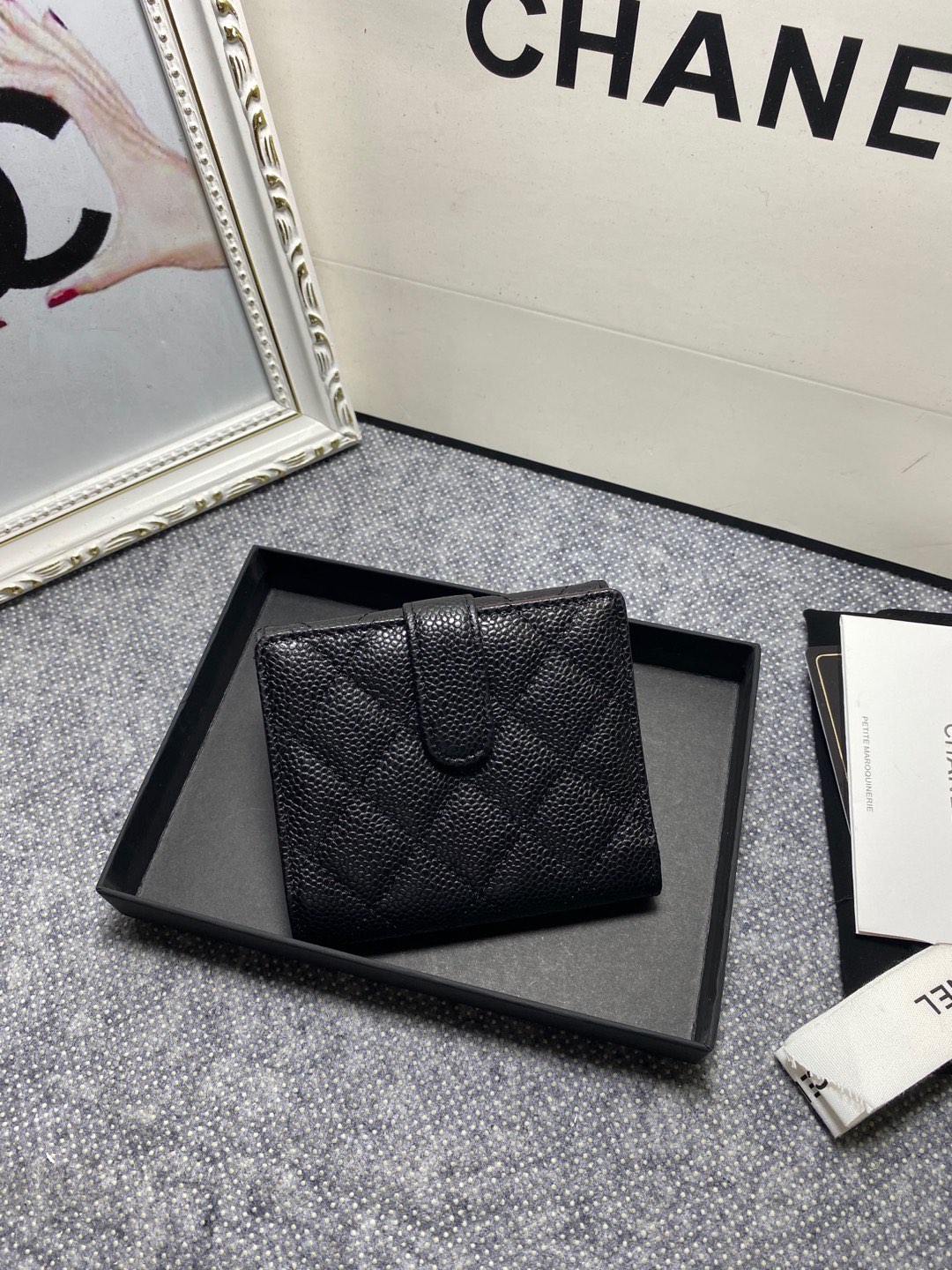 [TOP] CHANEL Wallet Cowhide 11*10*3cm - Black