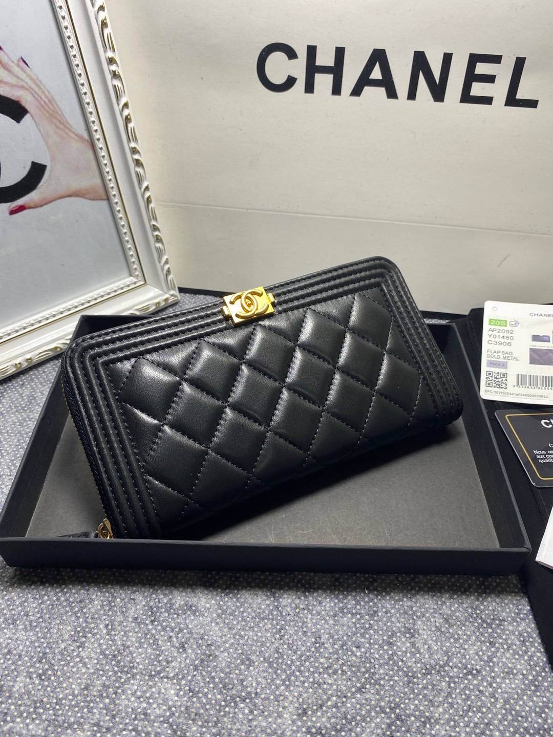 [TOP] CHANEL Le Boy Wallet Lambskin 10.5*19.*3cm - Black