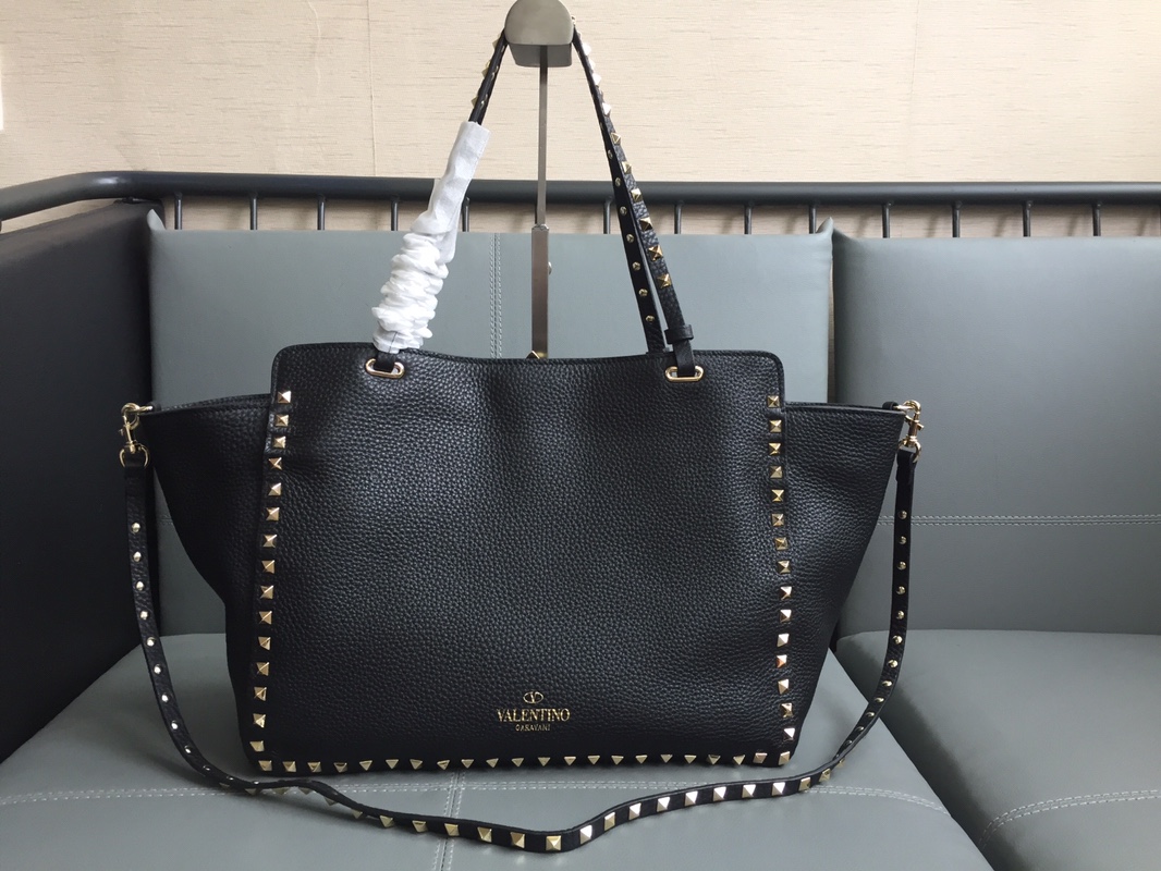[TOP] VALENTINO Rockstud Tote Bag Cowhide 26×9×20 cm/33×14×24 cm  - Black& GHW