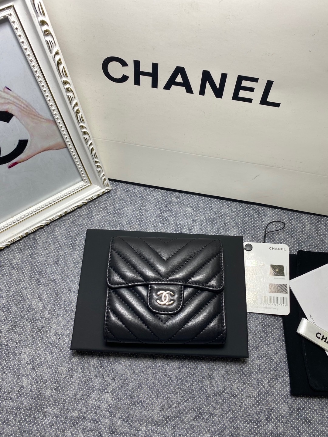 [TOP] CHANEL Wallet Lambskin 12*10*3.5cm - Black