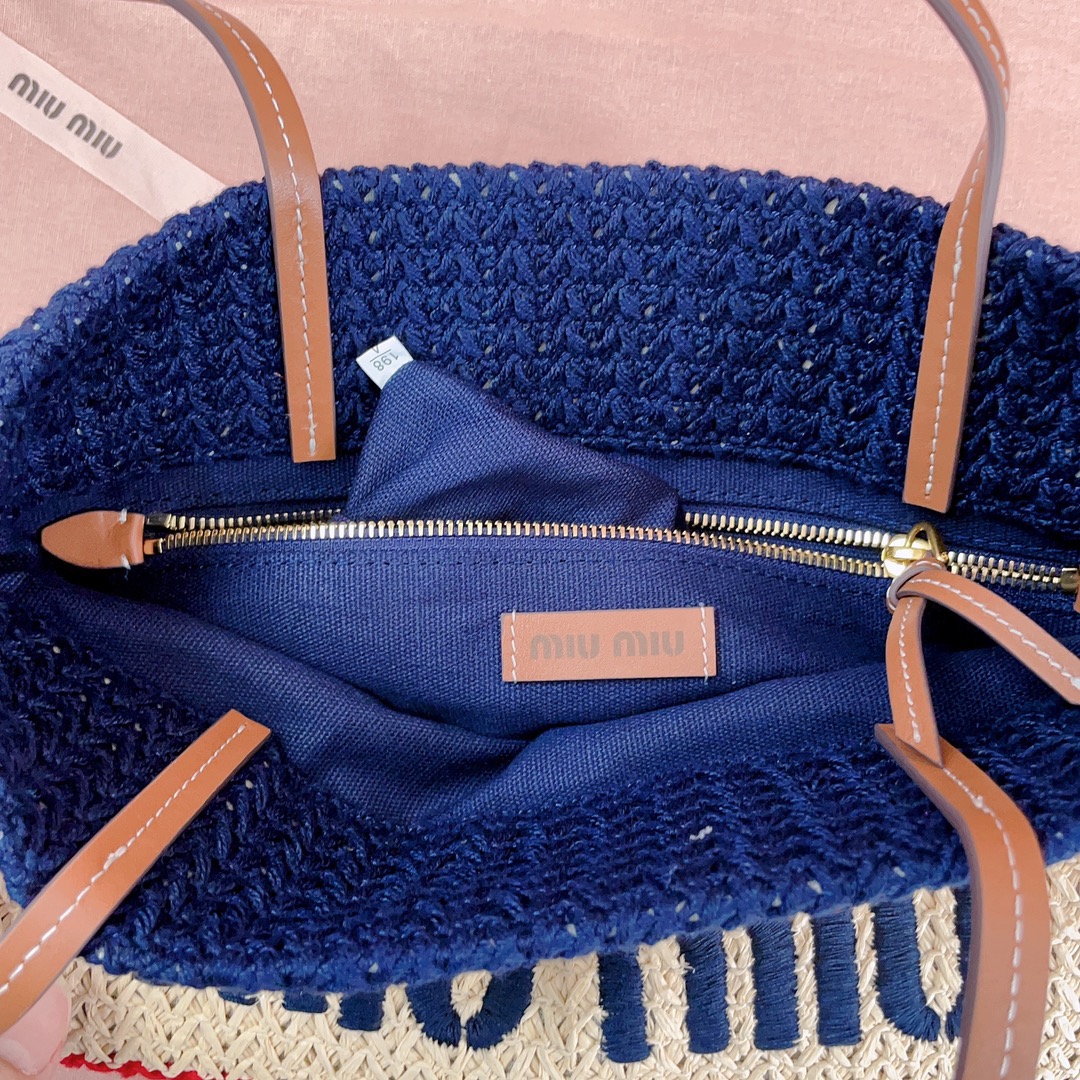 [TOP] Miu Miu Woven Tote Bag 30X38CM