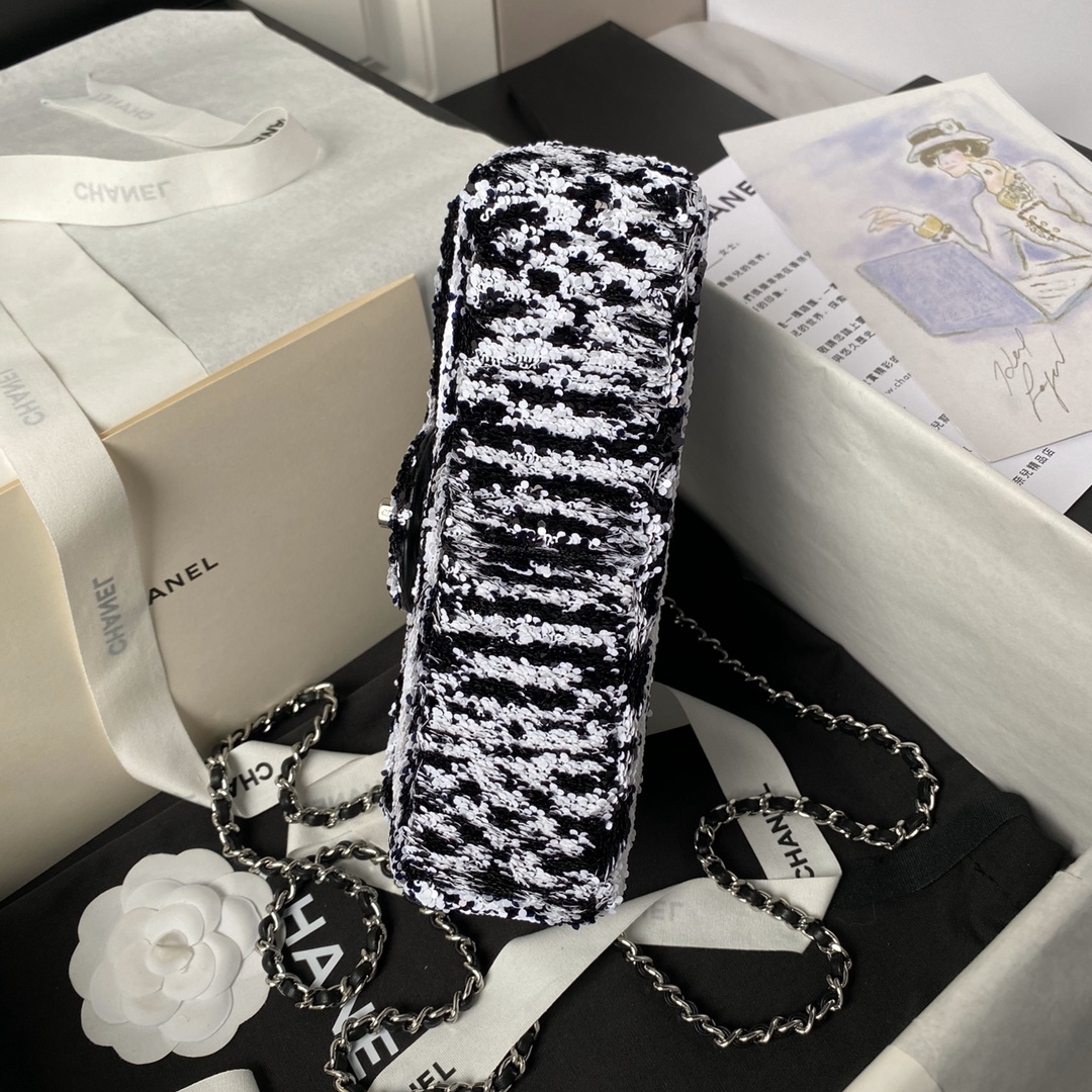 [TOP] CHANEL Black and White Striped Sequins Bag 20cm - Black and White