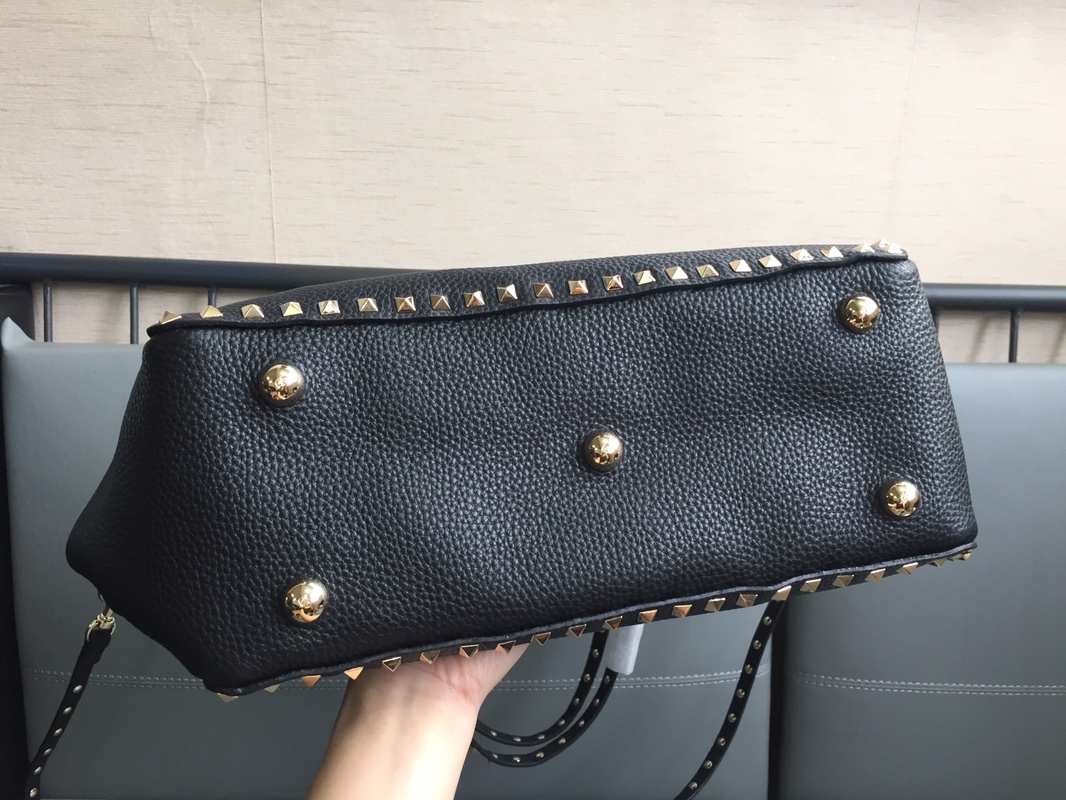 [TOP] VALENTINO Rockstud Tote Bag Cowhide 26×9×20 cm/33×14×24 cm  - Black& GHW